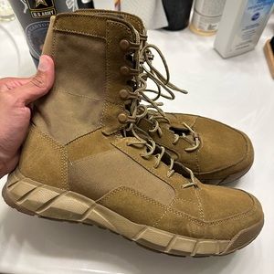 OAKLEY Light SI ASSAULT Combat Boots - BRAND NEW